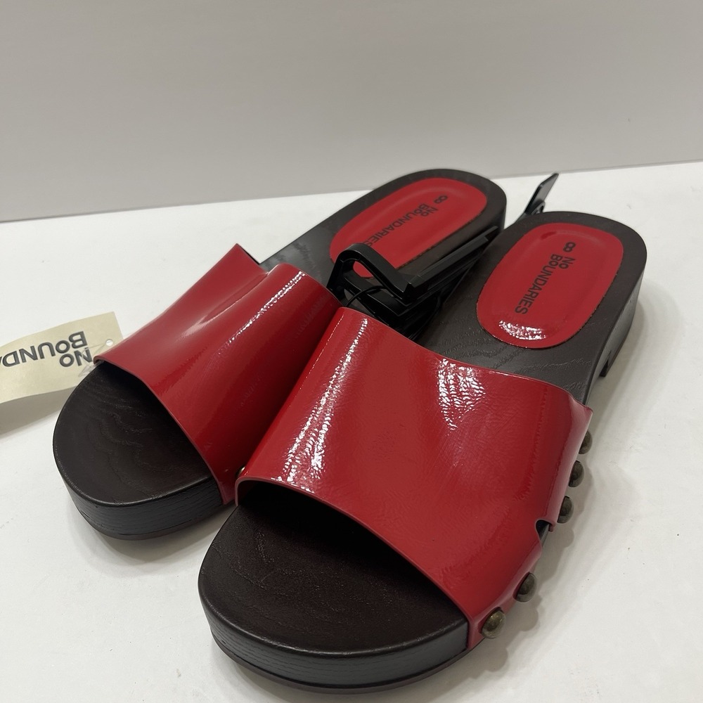 Women's Clog Slide Sandals Red Studded Black Sole New No Boundaries Size 8
